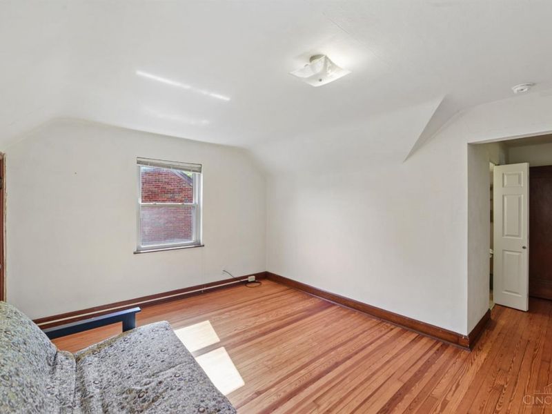 1549 Wittlou Avenue, Cincinnati, OH 45224 Photo 24