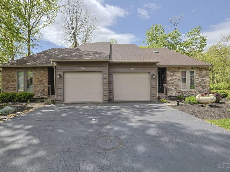 5339 Hickory Trail Lane, Blue Ash, OH 45242 Photo 1