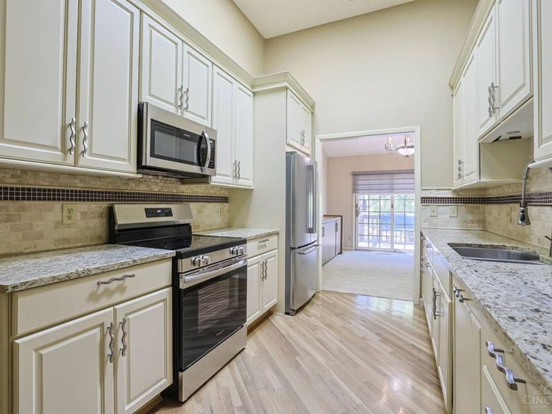 5339 Hickory Trail Lane, Blue Ash, OH 45242 Photo 17