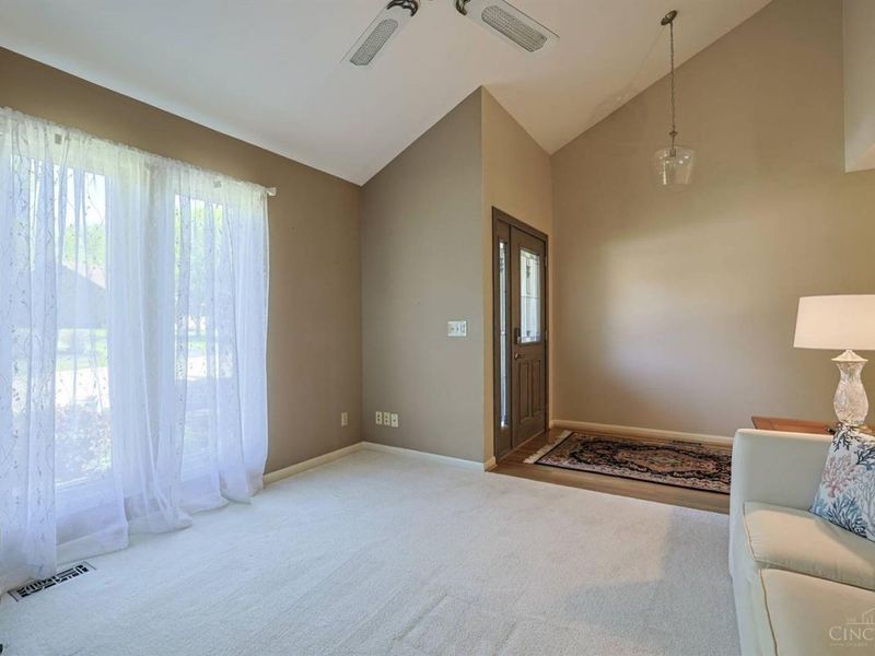 5339 Hickory Trail Lane, Blue Ash, OH 45242 Photo 7