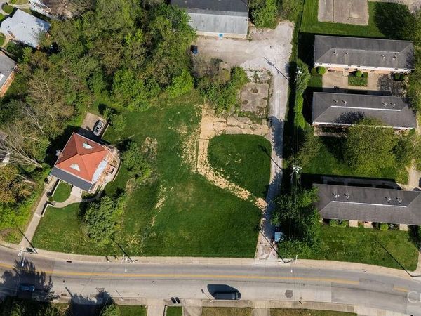 38 Clinton Springs Avenue, Cincinnati, OH 45217