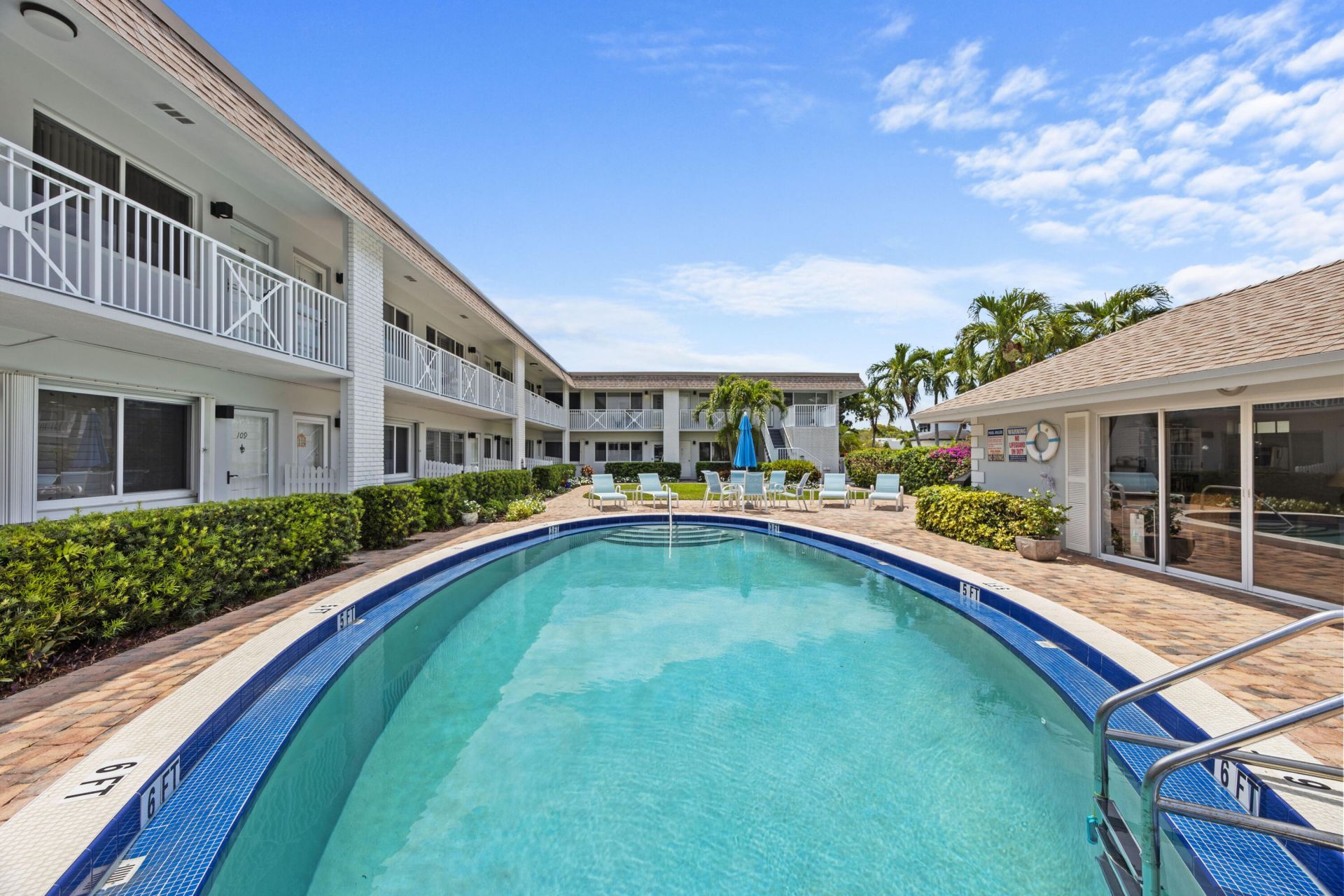 1001 NE 8th Avenue, Unit 212, Delray Beach, FL 33483 Photo