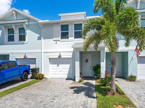 327 SE Halifax Lane, Stuart, FL 34994