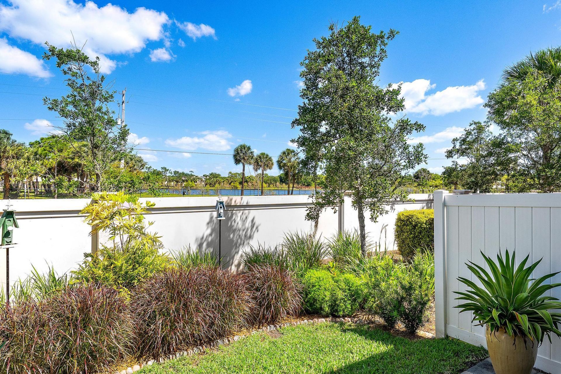 327 SE Halifax Lane, Stuart, FL 34994 Photo