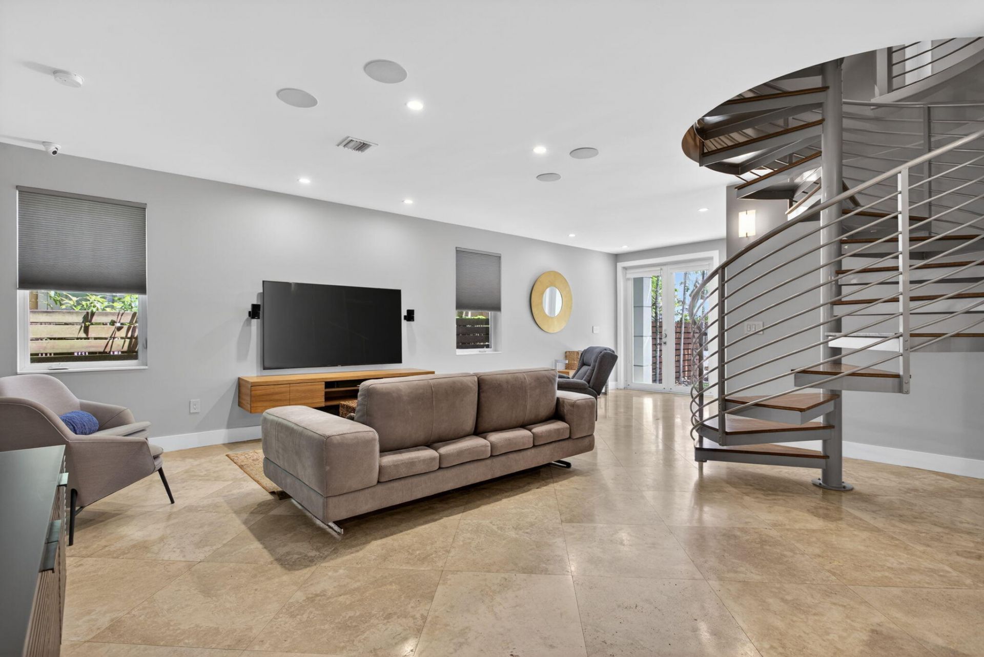 915 SE 2nd Court, Fort Lauderdale, FL 33301 Photo