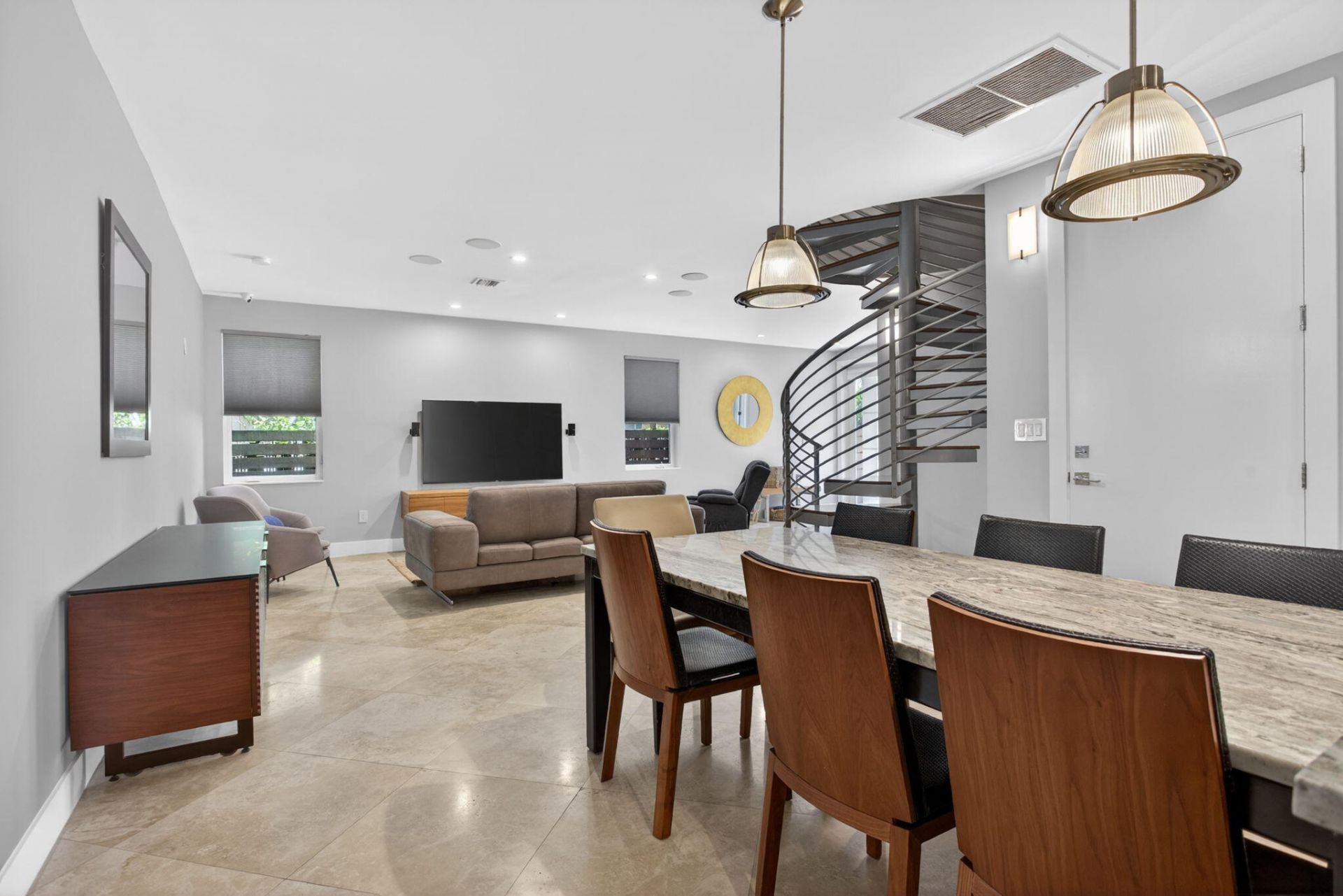915 SE 2nd Court, Fort Lauderdale, FL 33301 Photo