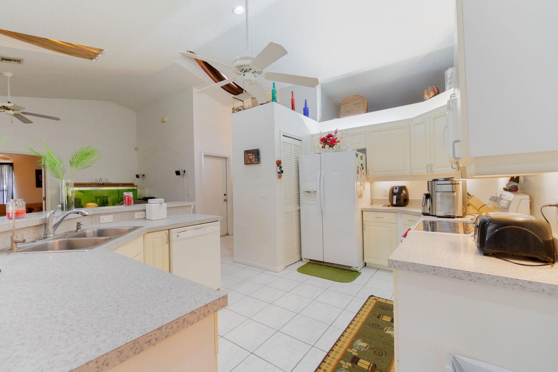 15578 89th Place N, The Acreage, FL 33470 Photo