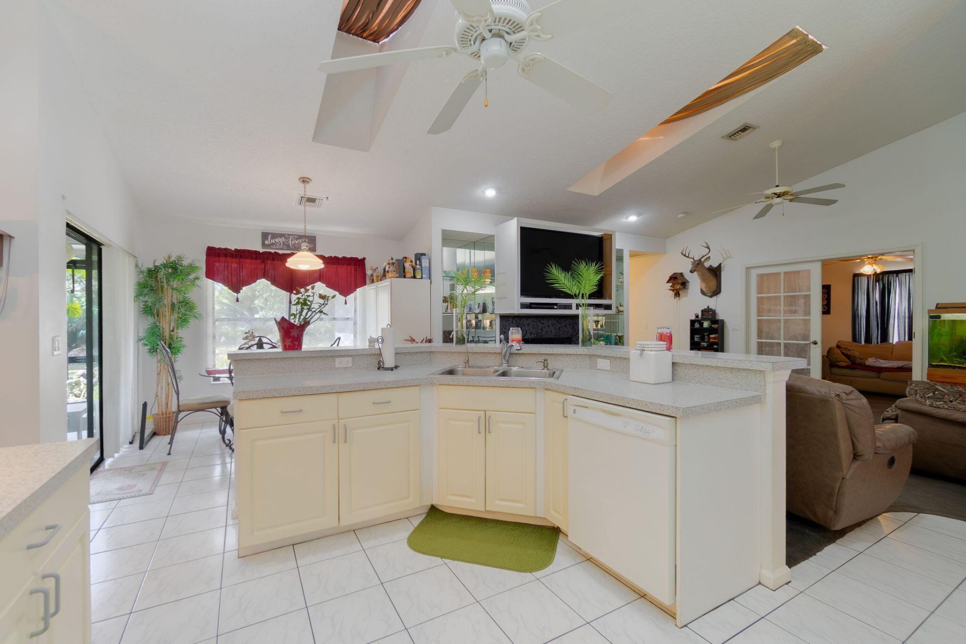 15578 89th Place N, The Acreage, FL 33470 Photo
