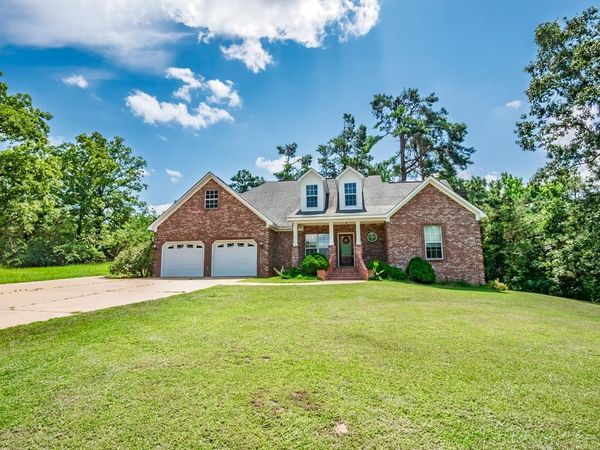 32 Business 7 N, Abbeville, MS 38601
