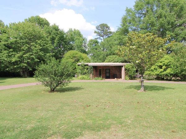 2 Cr 306, Oxford, MS 38655