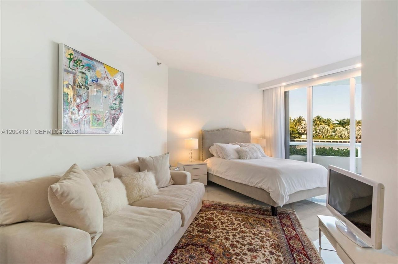 20191 E Country Club Dr , Unit TH7, Aventura, FL 33180 Photo