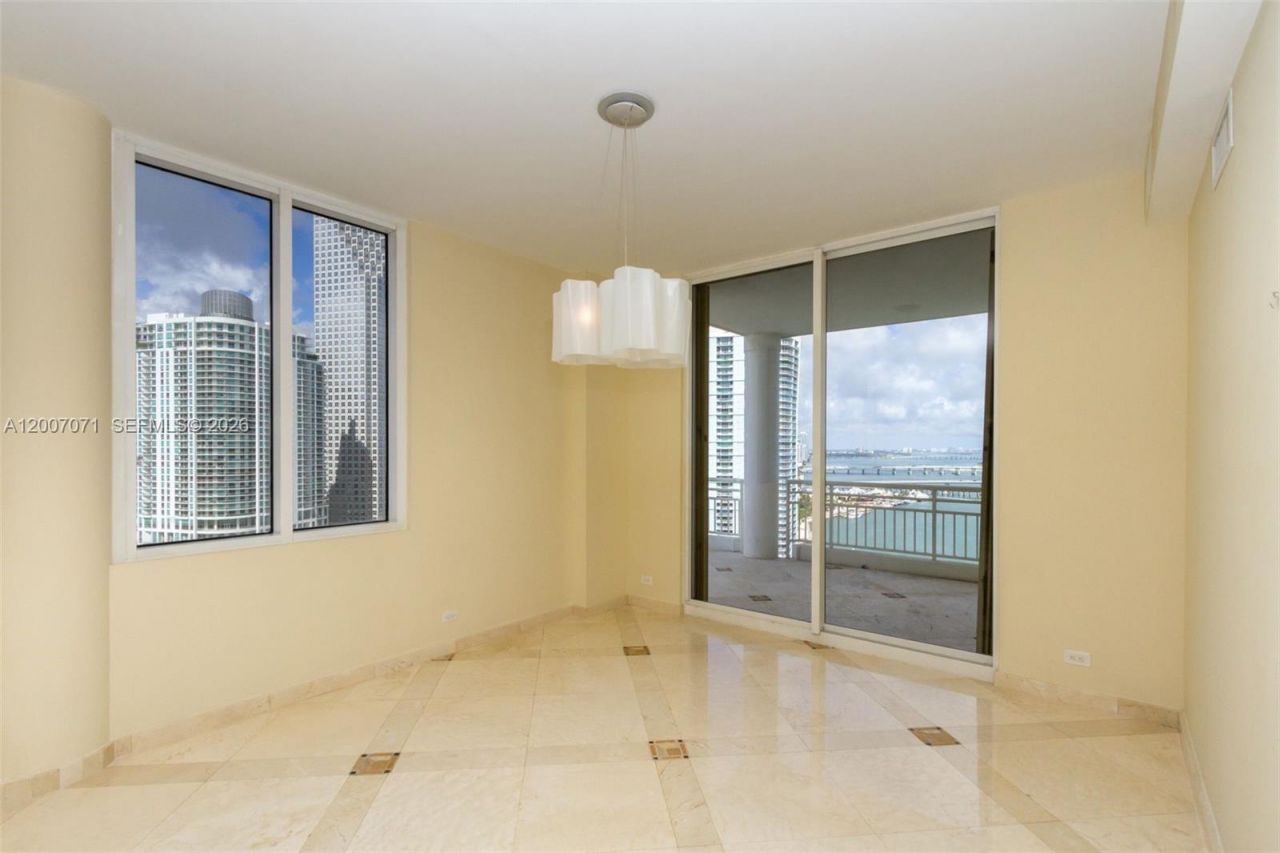 888 Brickell Key Dr, Unit 2802, Miami, FL 33131 Photo