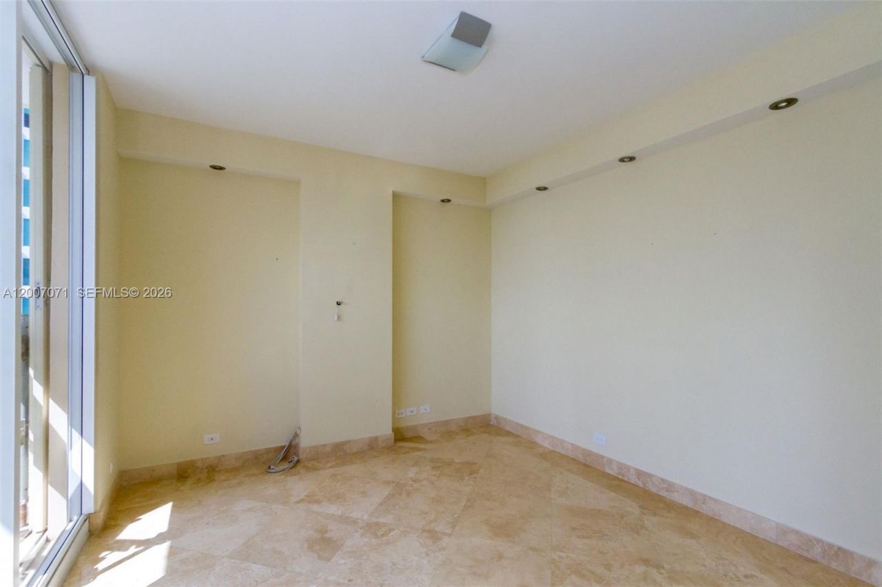 888 Brickell Key Dr, Unit 2802, Miami, FL 33131 Photo