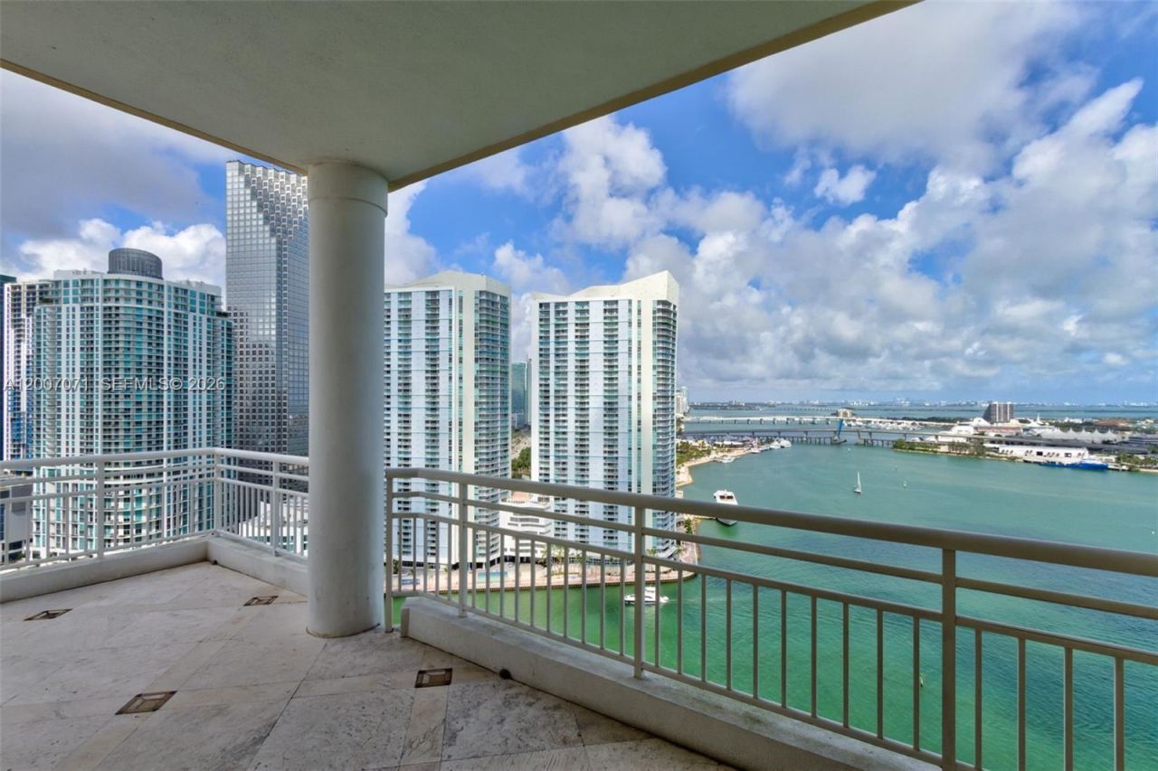888 Brickell Key Dr, Unit 2802, Miami, FL 33131 Photo