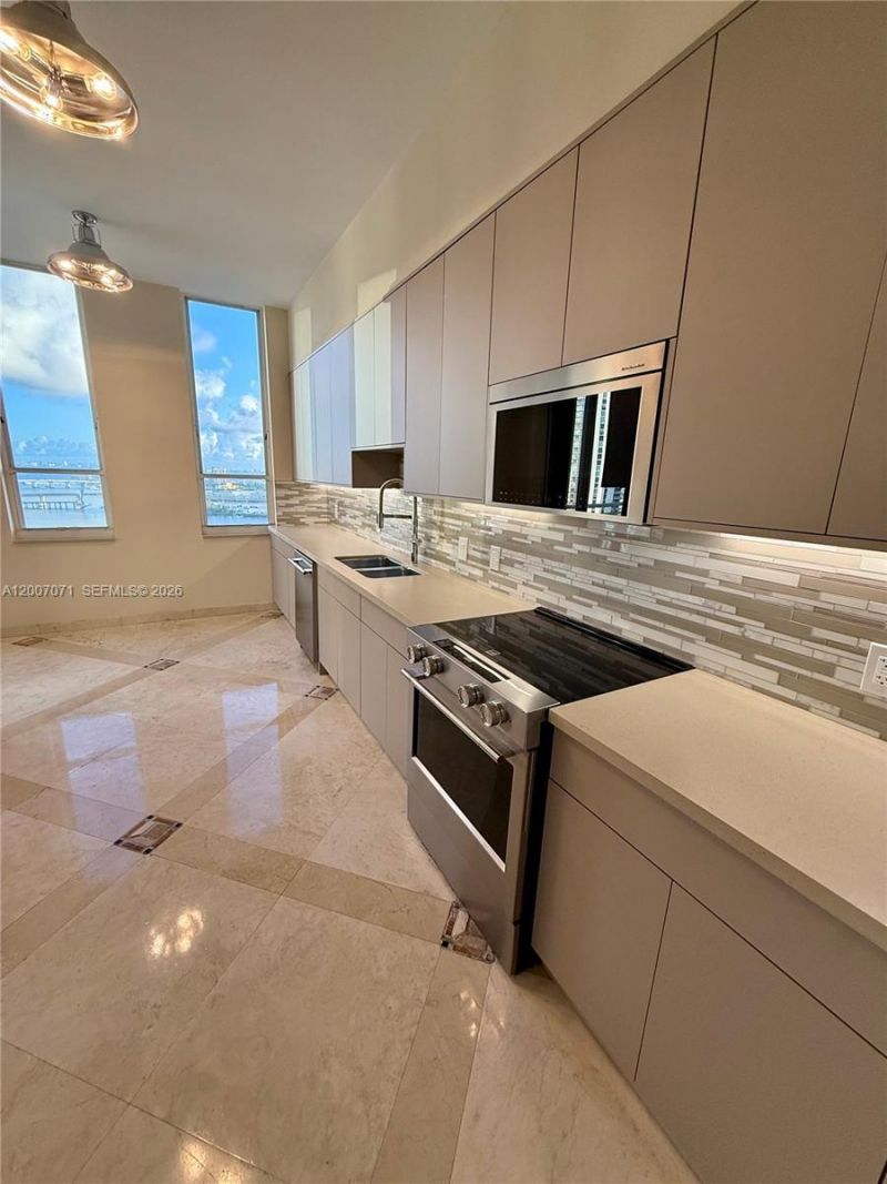 888 Brickell Key Dr, Unit 2802, Miami, FL 33131 Photo