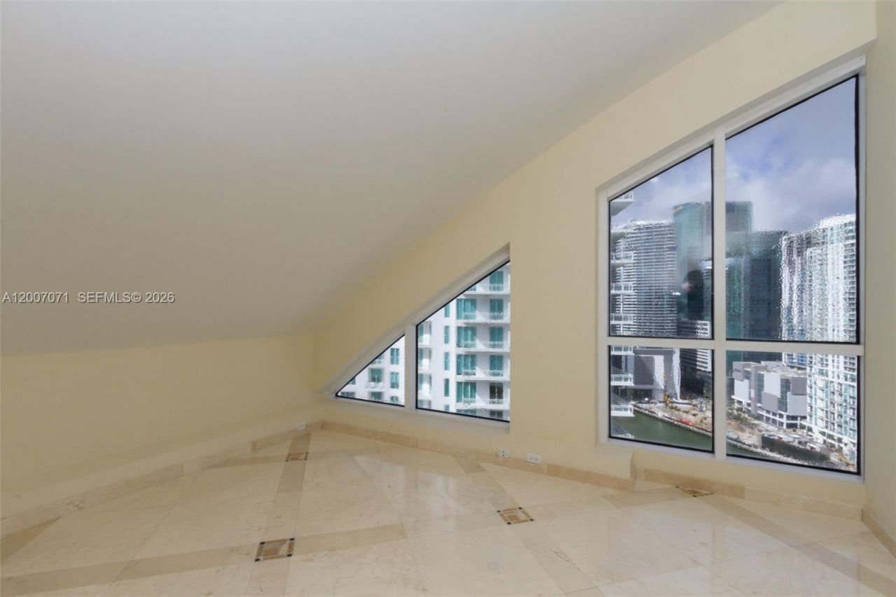 888 Brickell Key Dr, Unit 2802, Miami, FL 33131 Photo