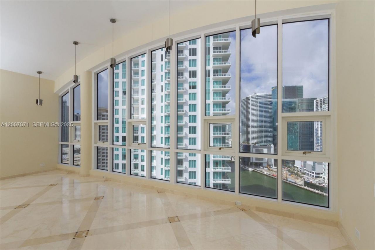 888 Brickell Key Dr, Unit 2802, Miami, FL 33131 Photo
