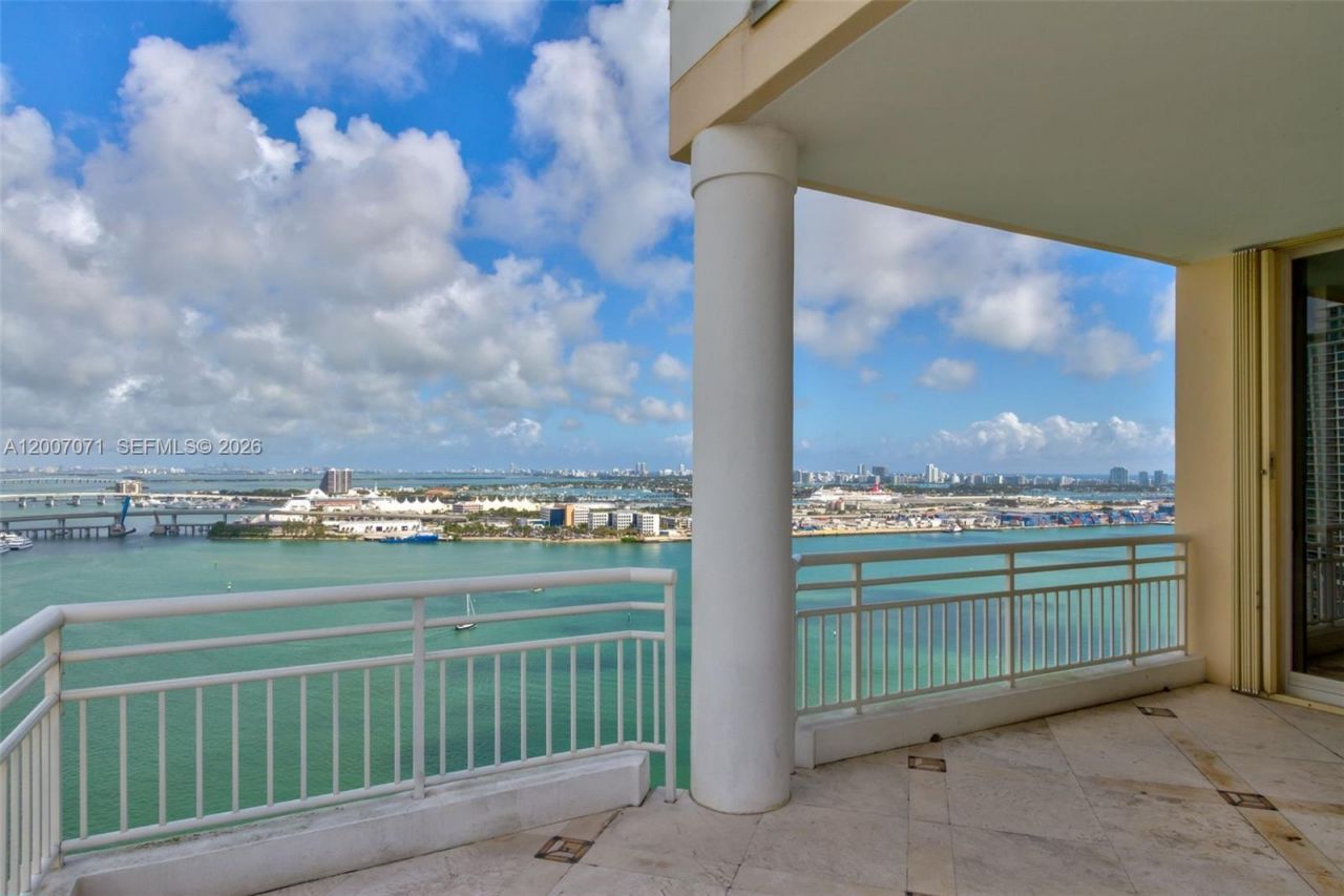 888 Brickell Key Dr, Unit 2802, Miami, FL 33131 Photo