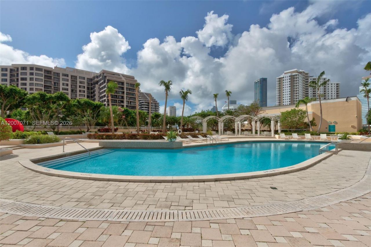 888 Brickell Key Dr, Unit 2802, Miami, FL 33131 Photo
