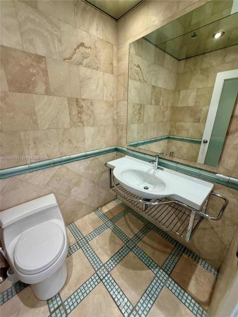 888 Brickell Key Dr, Unit 2802, Miami, FL 33131 Photo