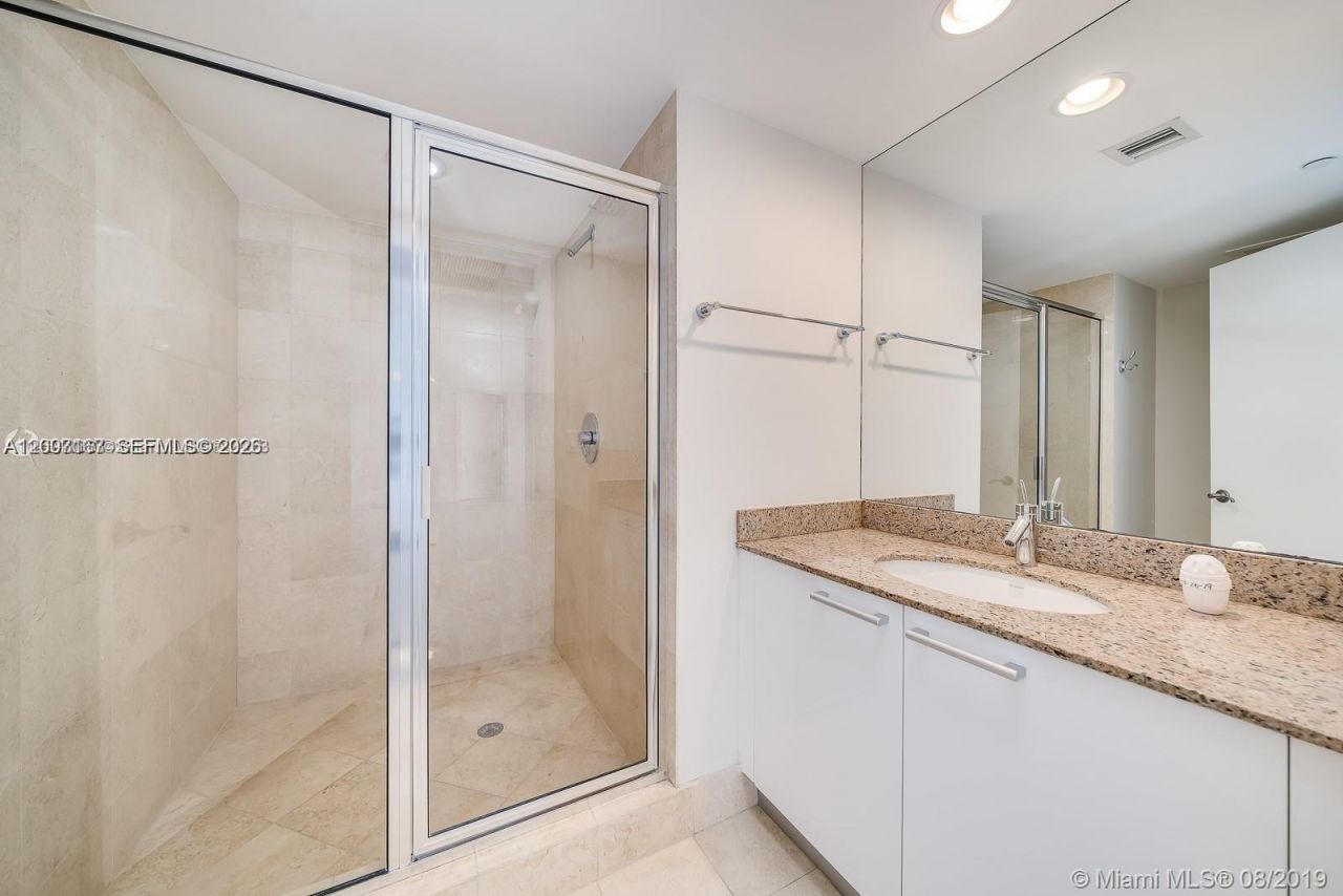 17201 Collins Ave, Unit 2305, Sunny Isles Beach, FL 33160 Photo