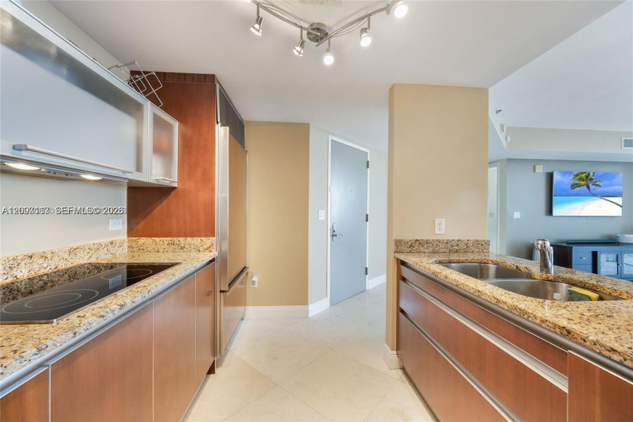 17201 Collins Ave, Unit 2305, Sunny Isles Beach, FL 33160 Photo