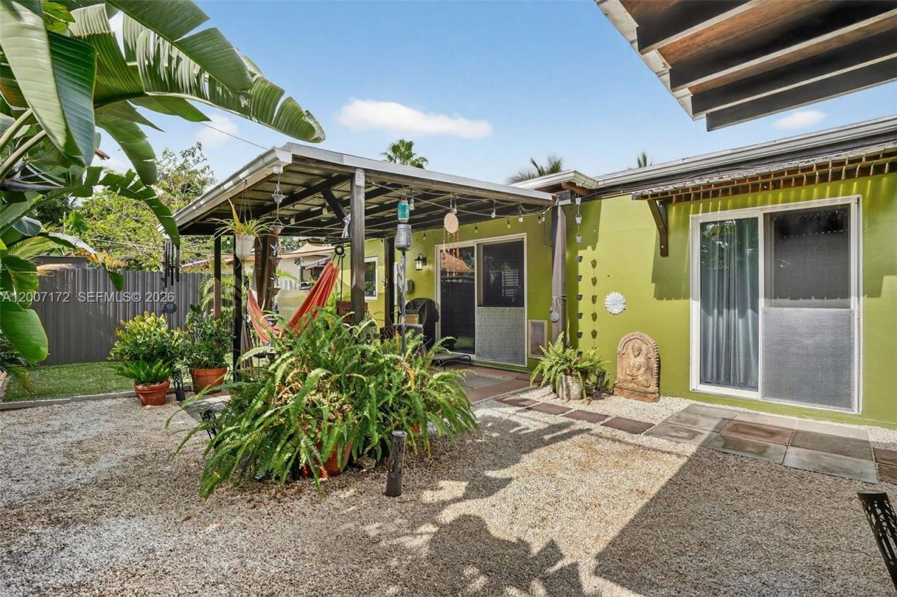270 NW 106th St, Miami, FL 33150 Photo