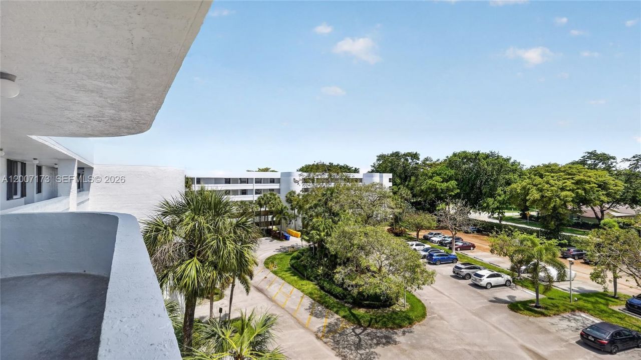 1850 Homewood Blvd, Unit 5010, Delray Beach, FL 33445 Photo