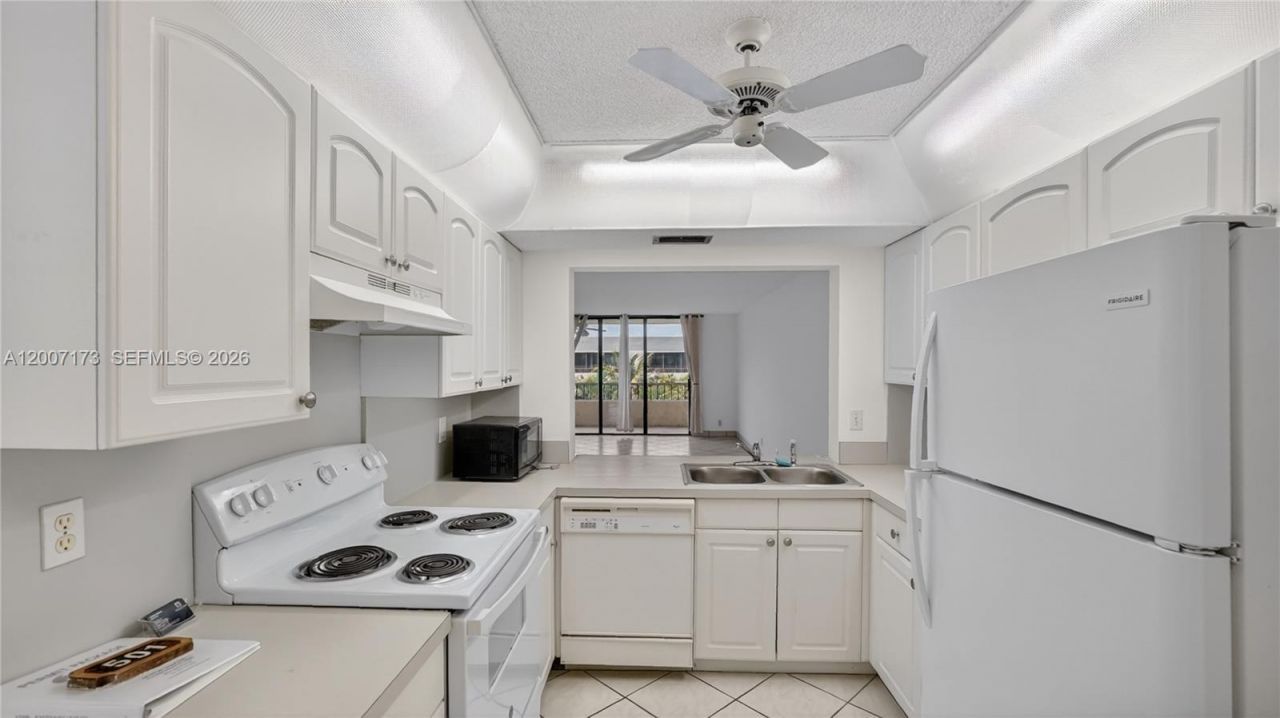 1850 Homewood Blvd, Unit 5010, Delray Beach, FL 33445 Photo
