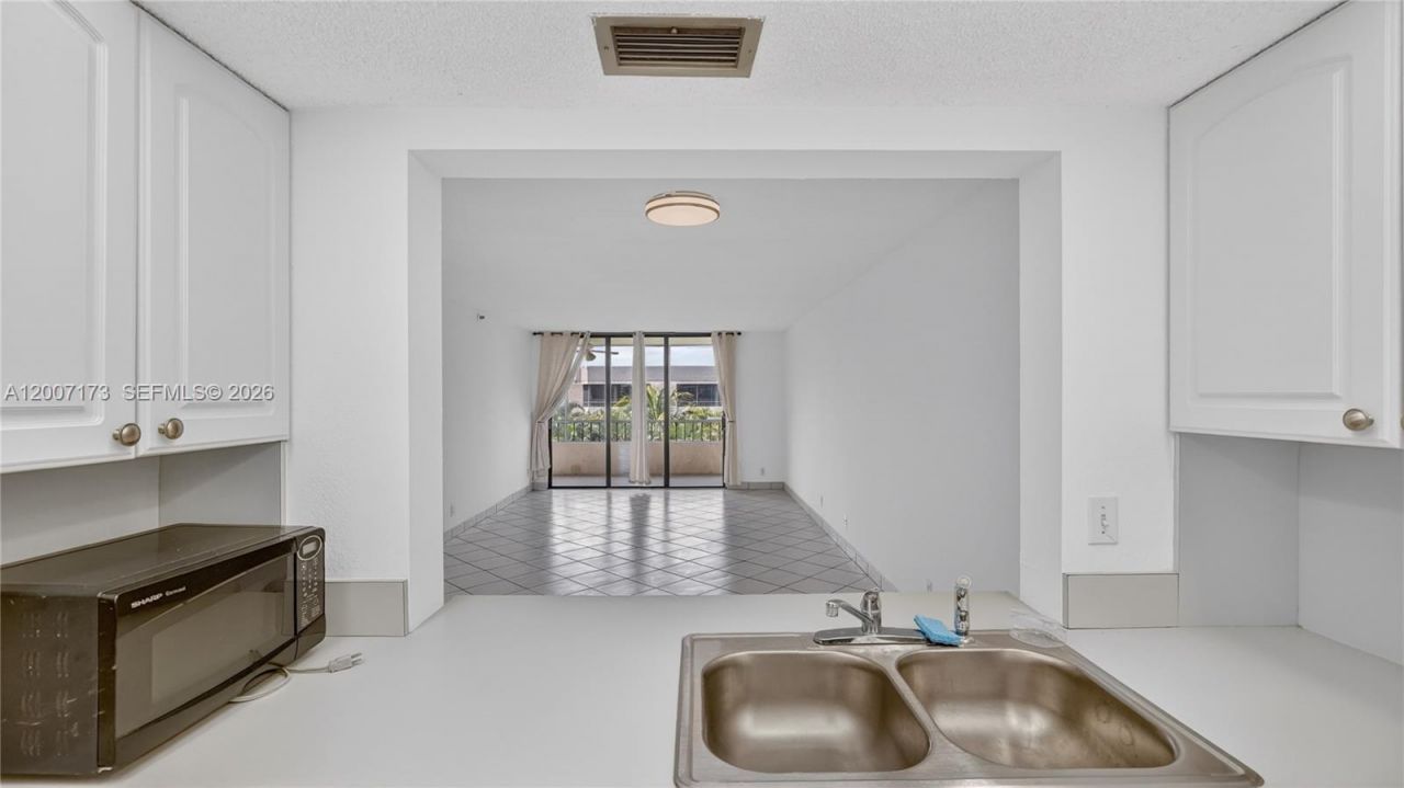 1850 Homewood Blvd, Unit 5010, Delray Beach, FL 33445 Photo