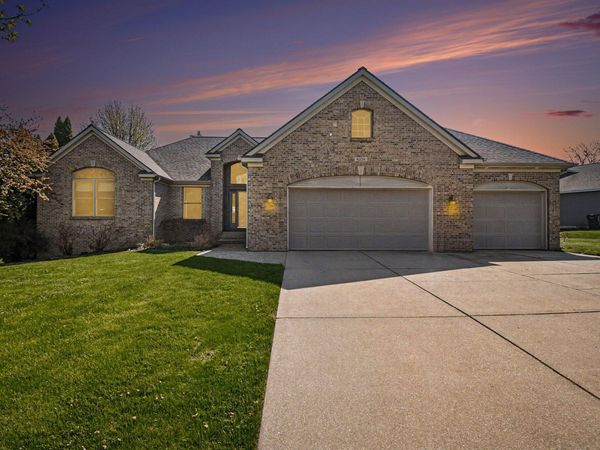 6328 Summerhill Drive, Hudsonville, MI 49426