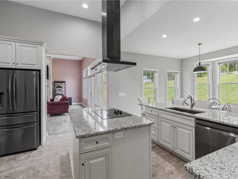 6443 Hills and Dales Road NW, Canton, OH 44708 Photo 12