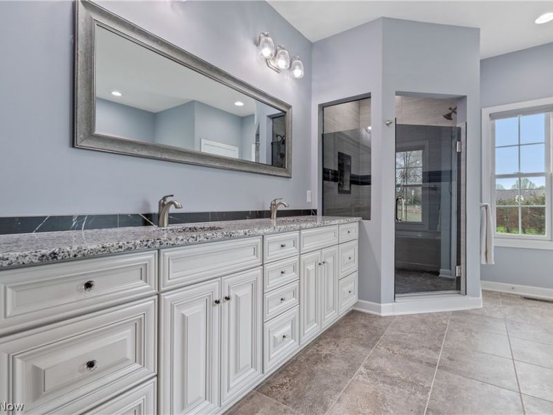 6443 Hills and Dales Road NW, Canton, OH 44708 Photo 19