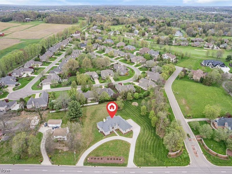 6443 Hills and Dales Road NW, Canton, OH 44708 Photo 2