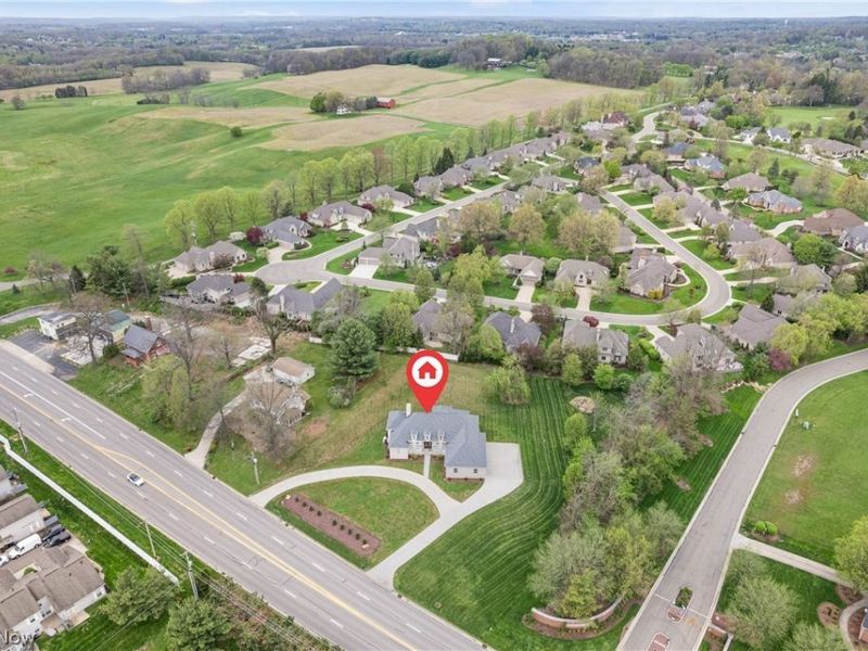 6443 Hills and Dales Road NW, Canton, OH 44708 Photo 3