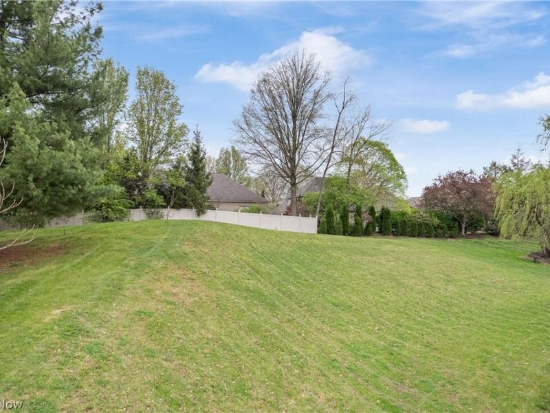 6443 Hills and Dales Road NW, Canton, OH 44708 Photo 35