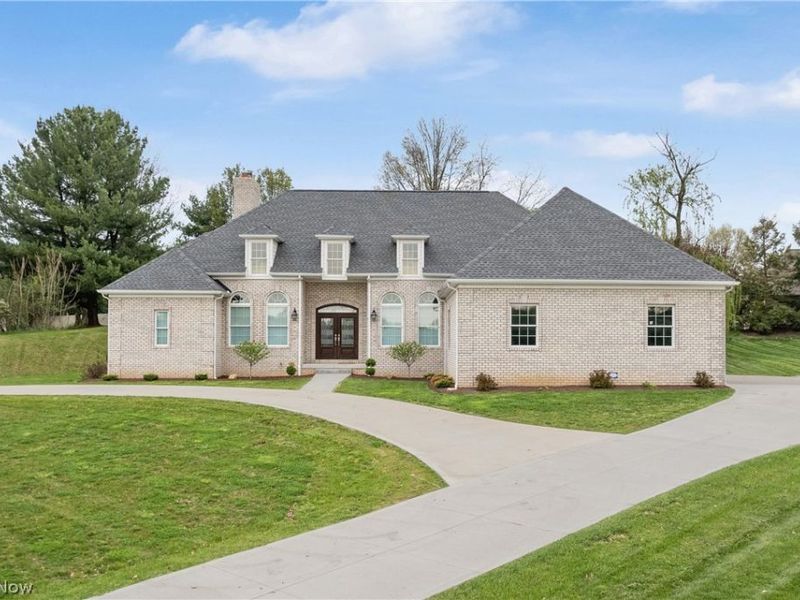 6443 Hills and Dales Road NW, Canton, OH 44708 Photo 4