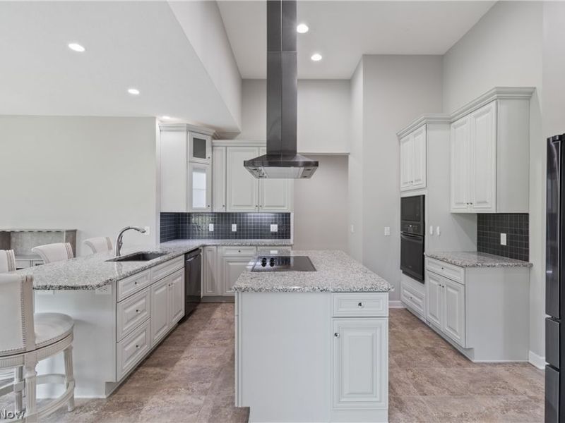 6443 Hills and Dales Road NW, Canton, OH 44708 Photo 9
