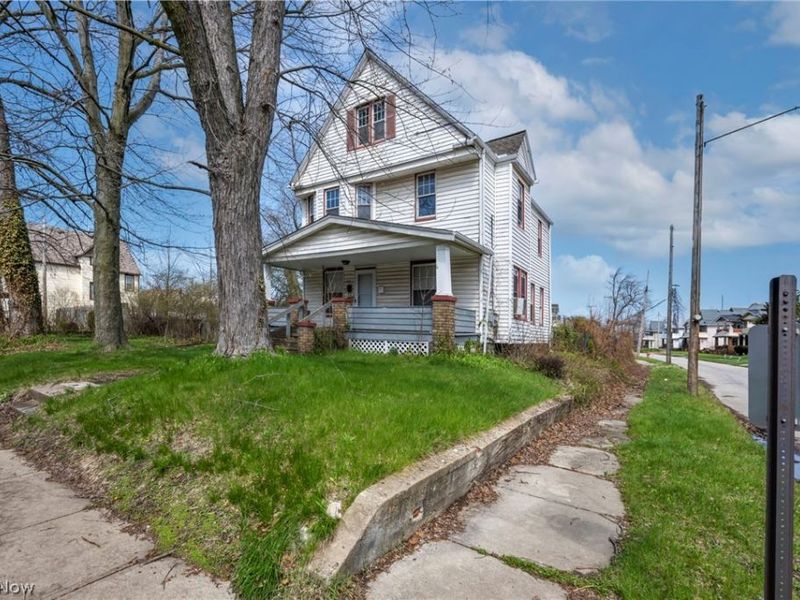 14819 Westropp Avenue, Cleveland, OH 44110 Photo 2