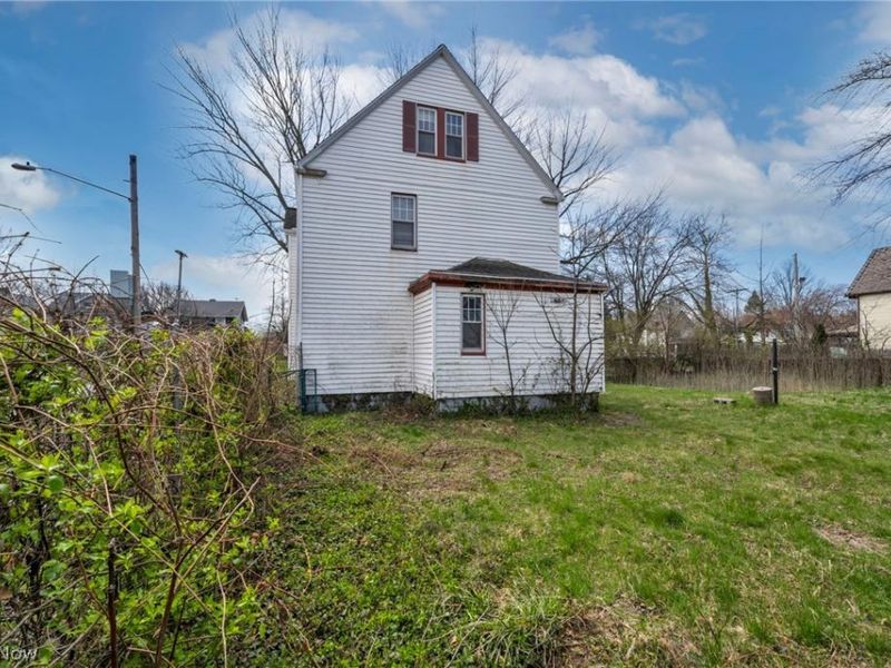 14819 Westropp Avenue, Cleveland, OH 44110 Photo 3