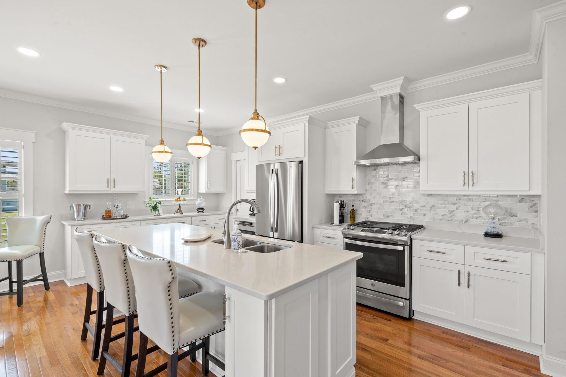 141 Oak Bay Dr. Photo 10