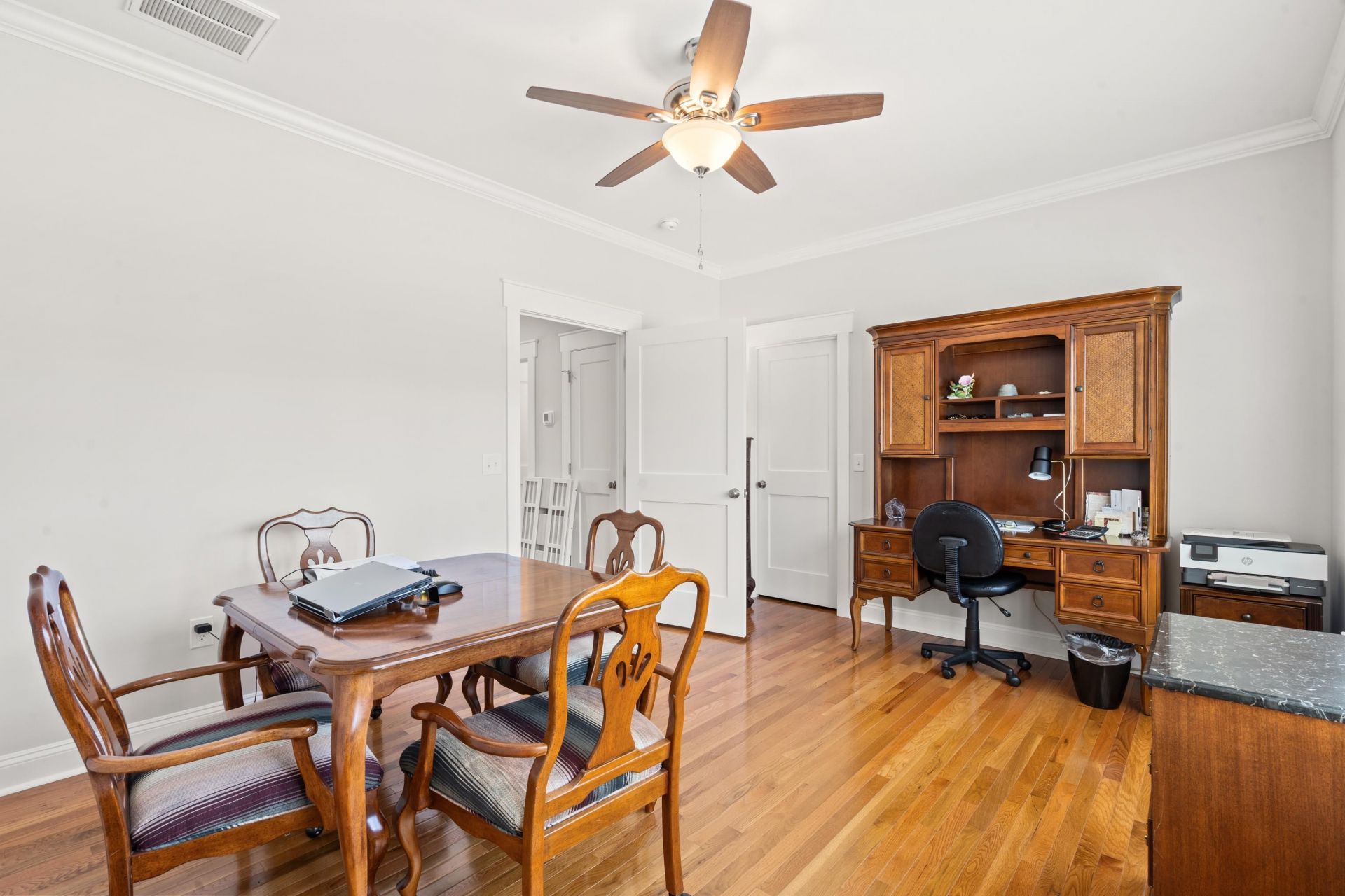 141 Oak Bay Dr. Photo 41