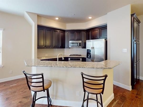 4401 Dexter Lane, Unit B12, Carrollton, TX 75010