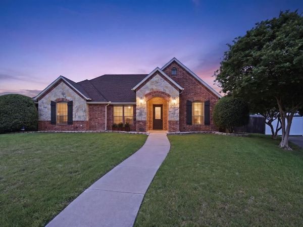 602 Christa Street, Ovilla, TX 75154