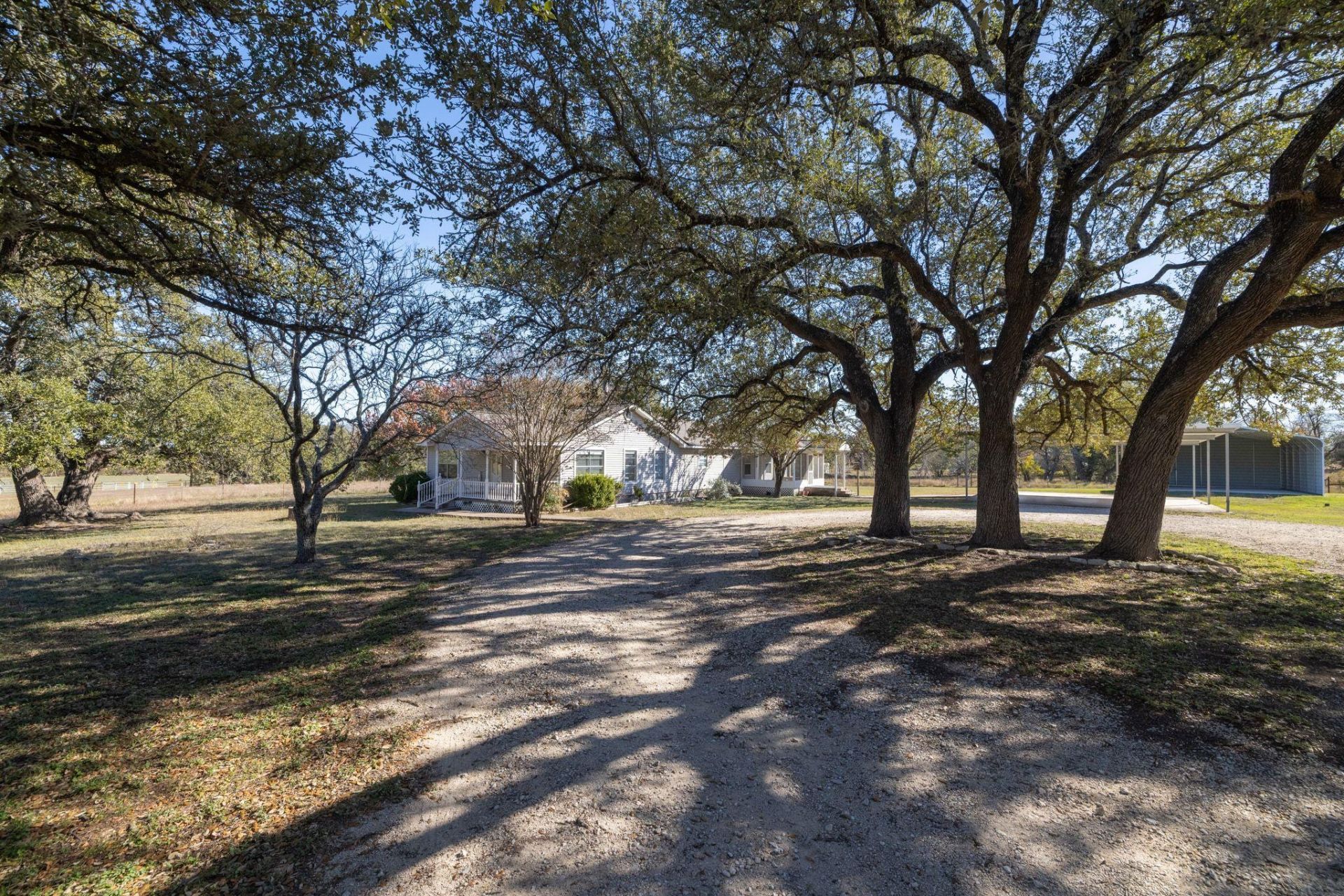 2450 County Road 124, Georgetown, TX 78626 Main Photo