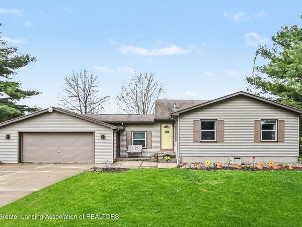 668 S College Road, Mason, MI 48854