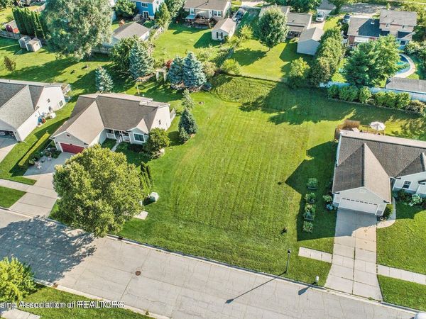 935 Franklin Farm Drive, Mason, MI 48854