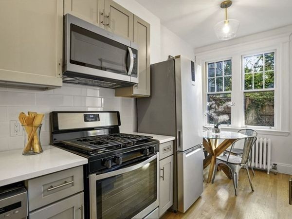 5 Crawford Street, Unit 3, Cambridge, MA 02139