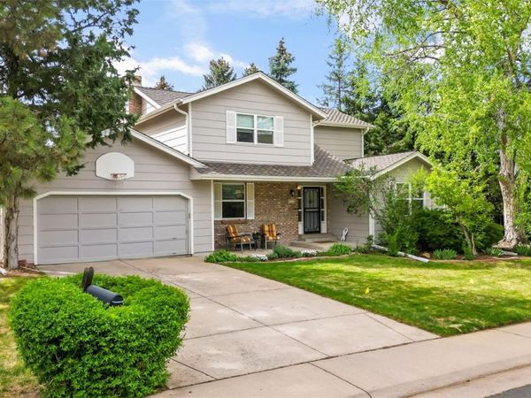 5717 S Kenton Street, Englewood, CO 80111