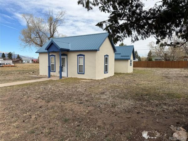 621 Broadway , Silver Cliff, CO 81252